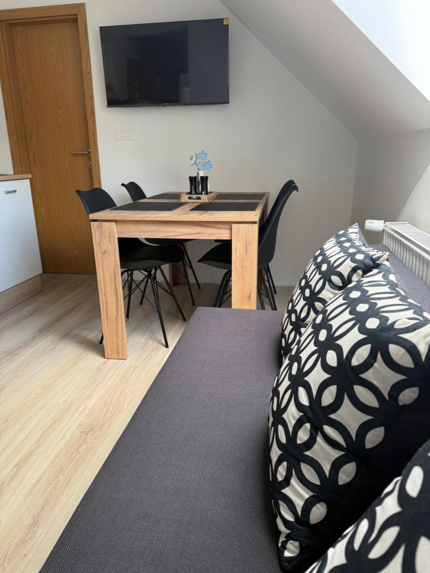 Apartmaji Biseri Краньска Гора Экстерьер фото